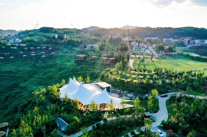 张拉膜景观棚的魅力：打造绿色生态空间的理想选择-3