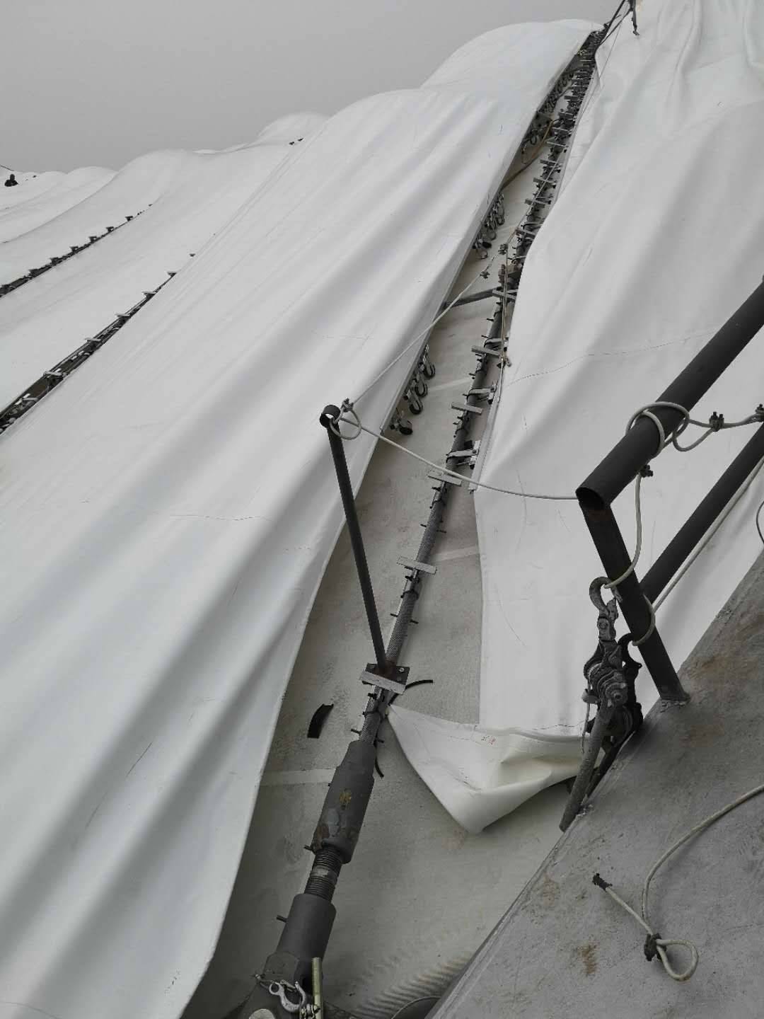 “户外篮球板：让你的运动空间更广阔-1