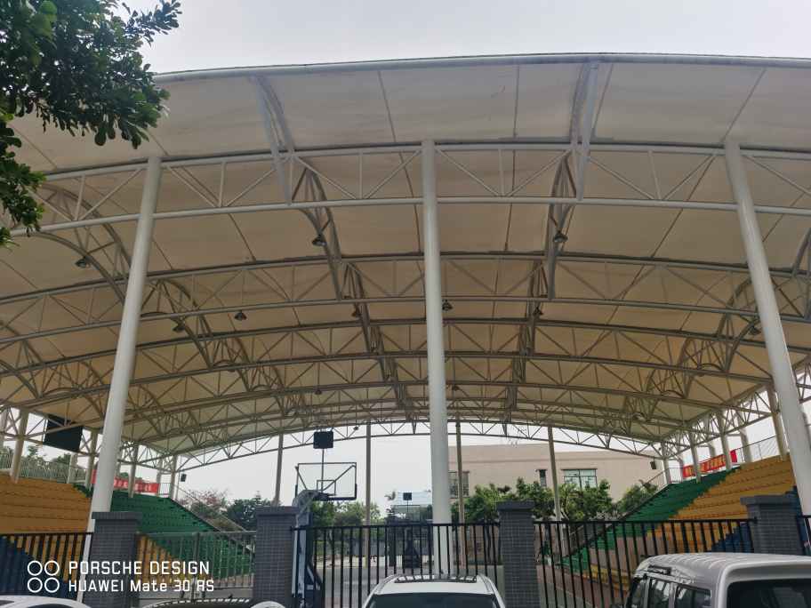 膜结构车棚:引领未来建筑风格的新纪元-1
