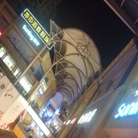 篮球场电动推拉雨棚的实用性和优势 